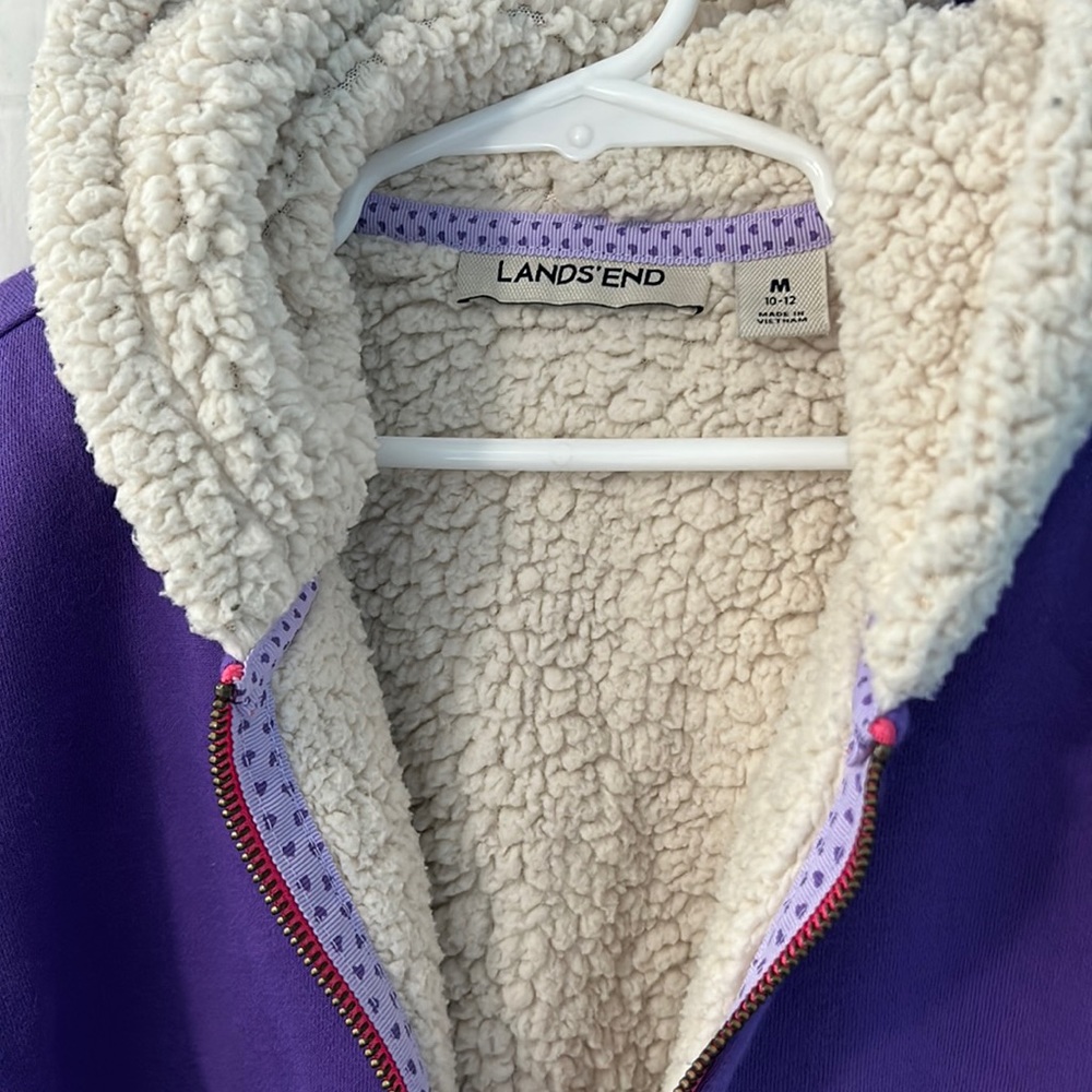 Lands’ End Girl’s hooded sharps lining jacket